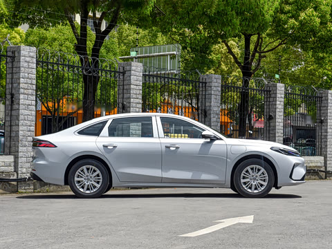 2026�� EV 550km ������