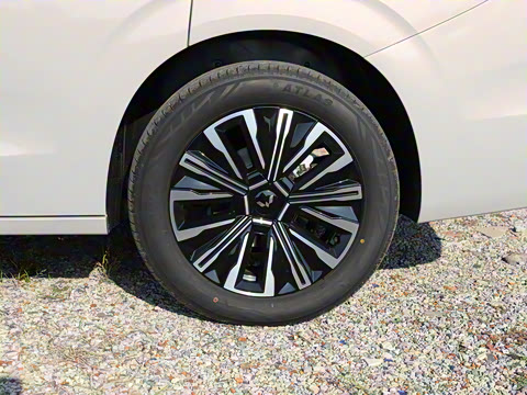 2025�� 1.5T CVT ��Ӣ��