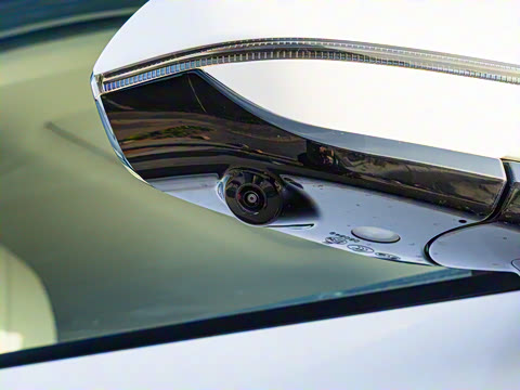 2026 DM-i 1.5T 218KM Խ