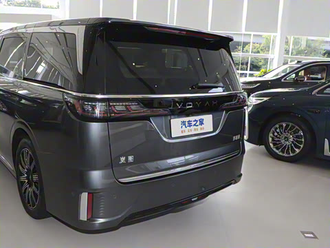 2025�� EV �������������