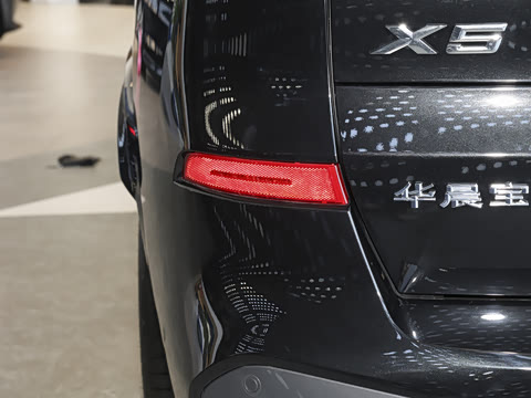 2026�� �Ŀ� xDrive 40Li M�˶���ҹ��װ