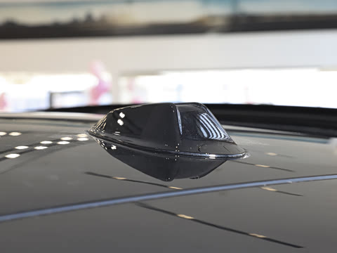 2026�� �Ŀ� xDrive 40Li M�˶���ҹ��װ