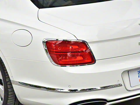 2026�� 4.0T V8 ��׼��