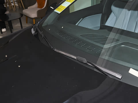 2026�� 2.0T Trophy+ �����˶���