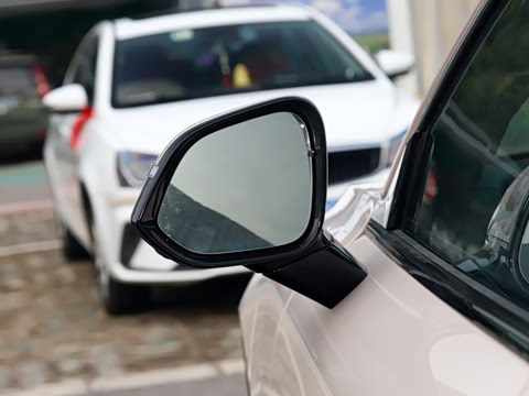 2025�� �Ŀ� 560PRO 185kW