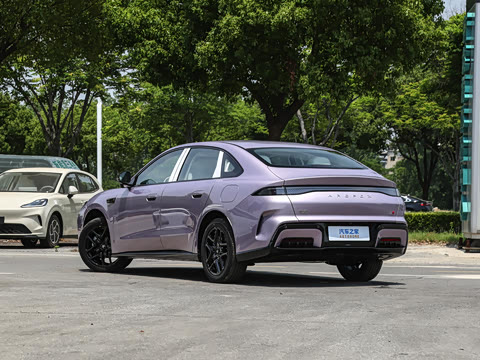 2026�� 560MAX