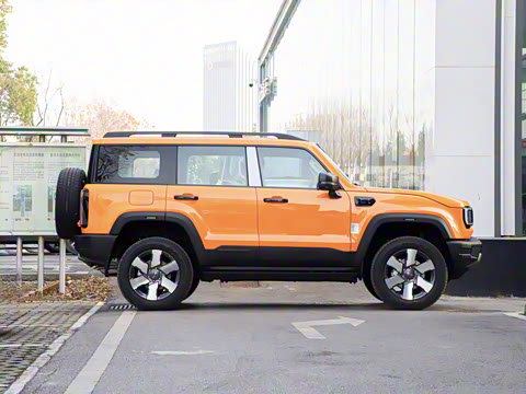 2025�� Ԫ�����а�