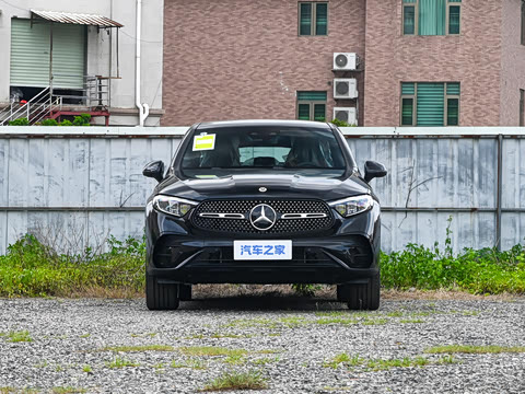 2026�� �Ŀ� GLC 300 4MATIC ����SUV