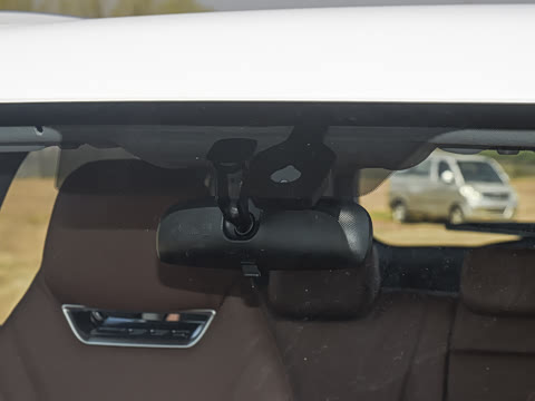 2026�� 1.5T �����