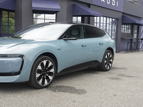 2026�� �콢quattro��