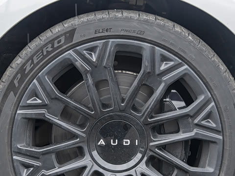 2026�� �콢quattro��