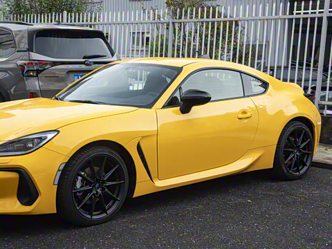 2026�� 2.4L �Զ���â������