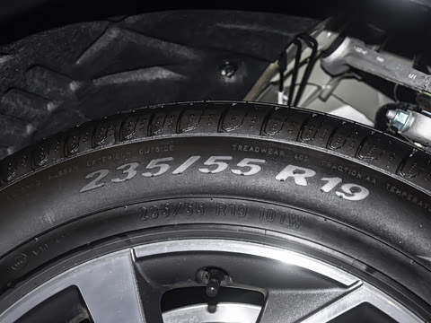 2026�� 45�����ذ� 40 TFSI ʱ�ж�����