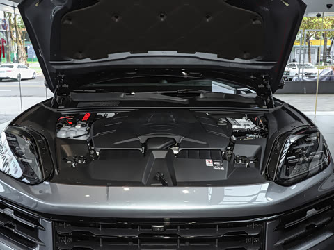 2025�� Cayenne 3.0T ���ΰ�
