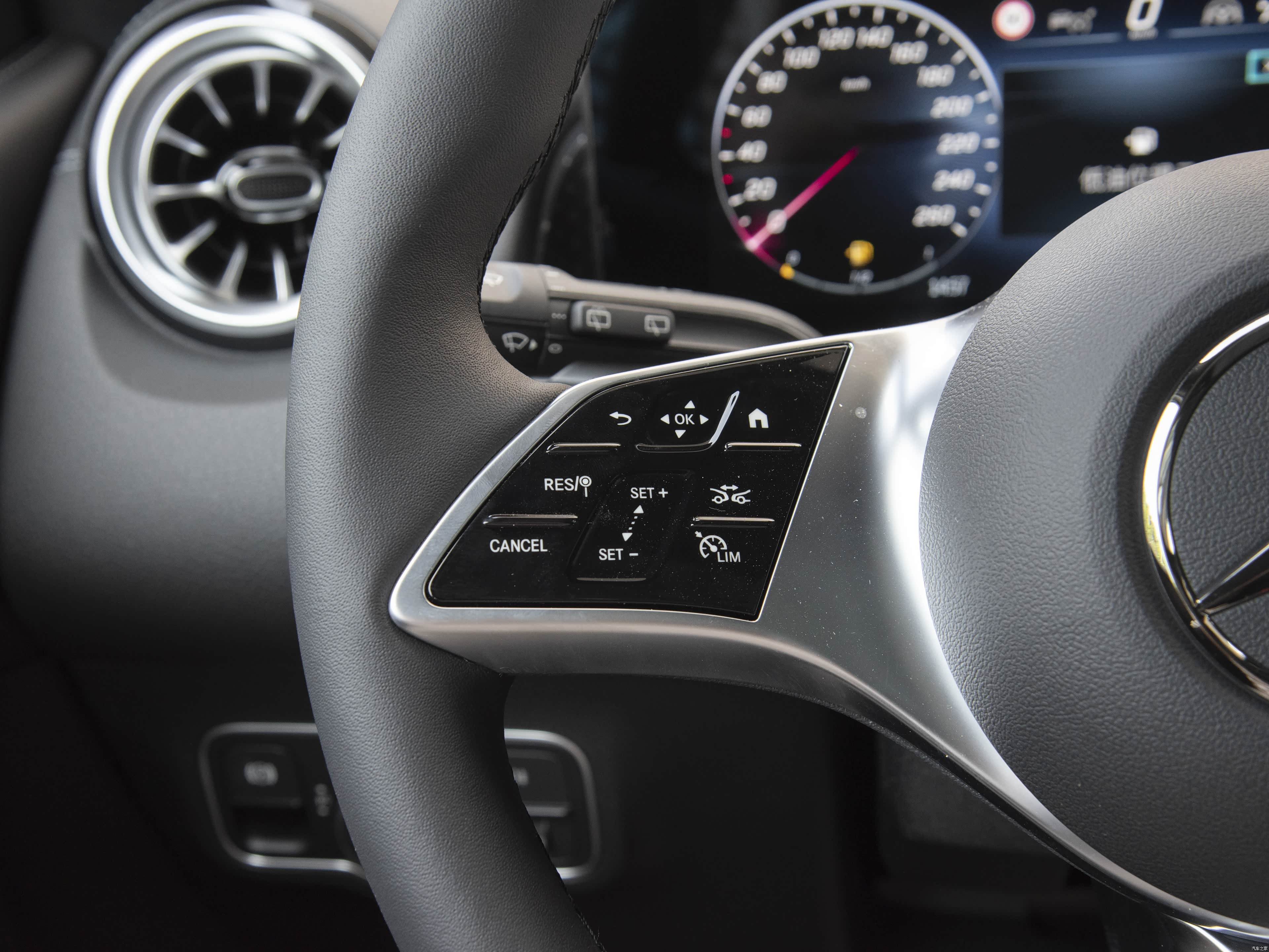 Mercedes-Benz GLB, миниатюра 20