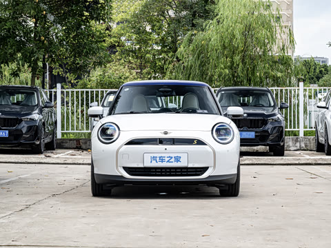 2026�� 463km COOPER SE ����������