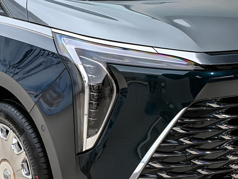 2027�� 2.0T ���������