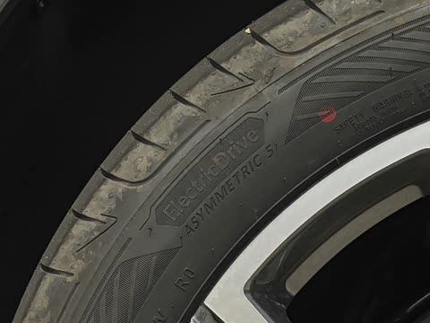 2026�� quattro Ǭ���Ǽݰ�