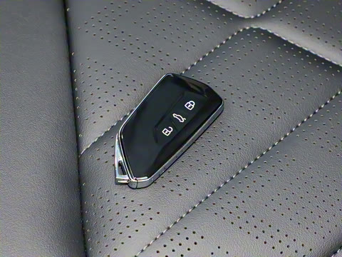 2026�� L 300TSI DSG ������