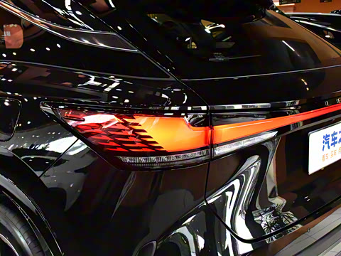 2026�� 350h ����������