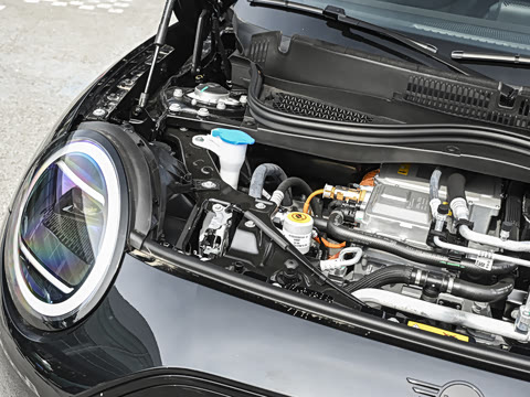 2026�� JOHN COOPER WORKS �ڱ��ر��