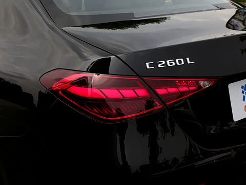 2026�� �Ŀ� C 260 L �˶���