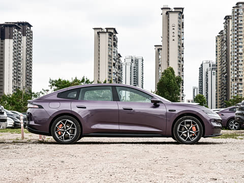 2026�� 240����Ultra+