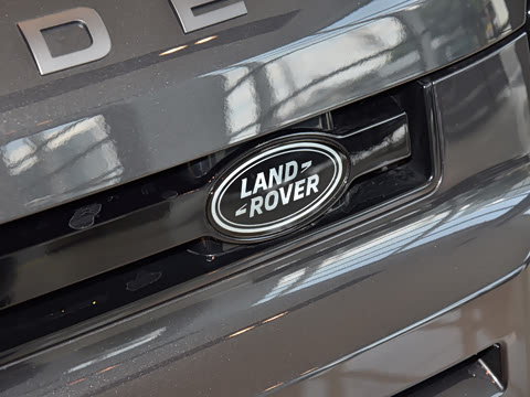 2026�� 110 3.0T P400 X-Dynamic HSE