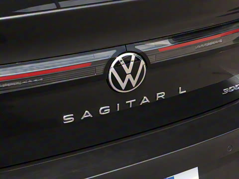 2026�� L 300TSI DSG ������