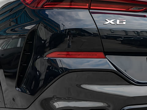 2026�� xDrive40i ������ M�˶���װ