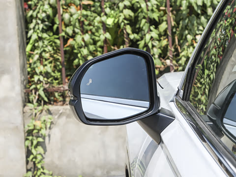 2026�� ȫ��30����ҫ�� �춯 2.0L �������