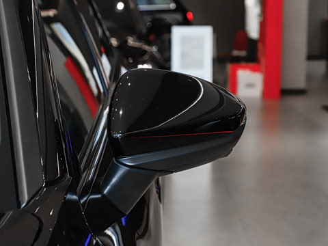 2026�� 2.0T quattro ������