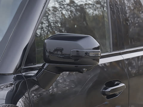 2026�� 211km XWD ����