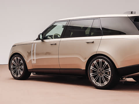 2026�� 3.0 L6 400PS AB�����