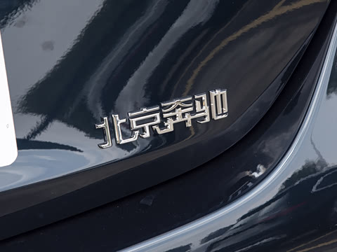 2026�� C 260 L �˶��ر��