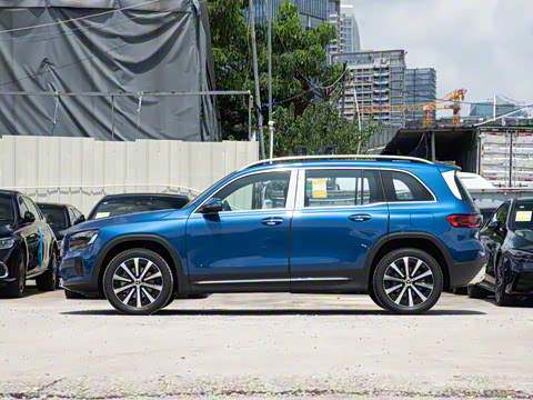 2025�� GLB 220 ʱ����