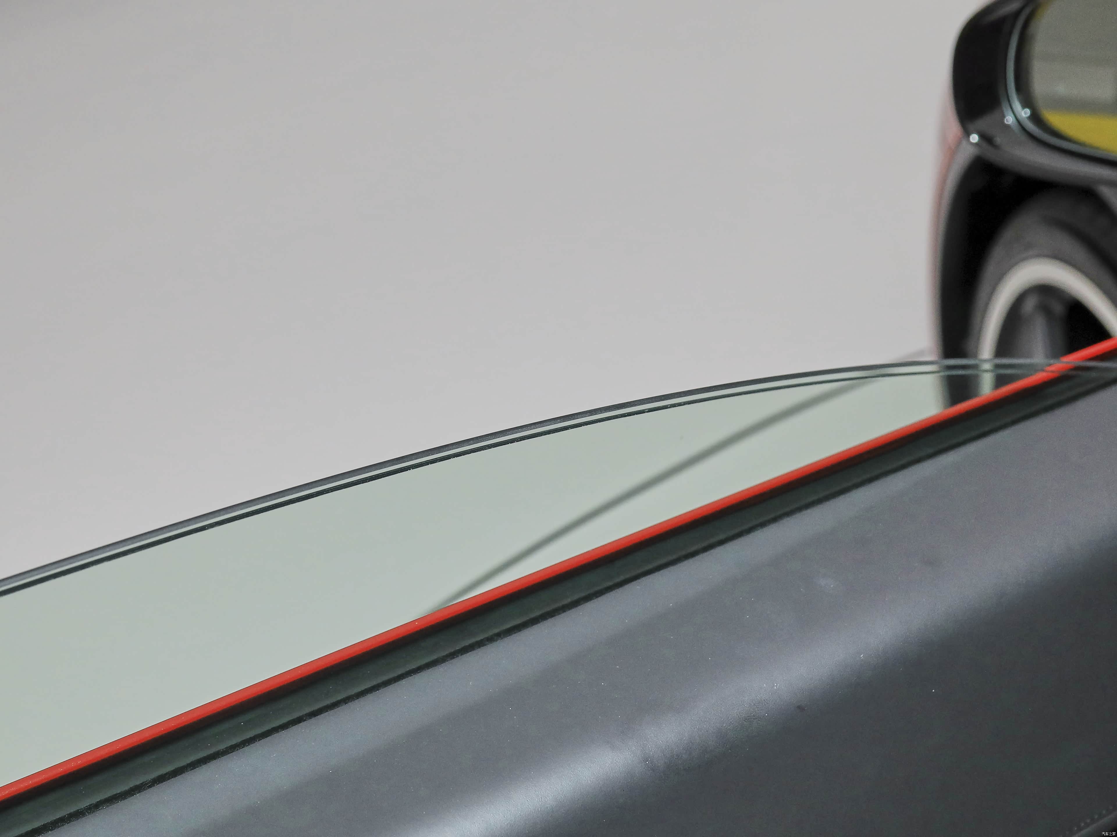 Ferrari Luce, миниатюра 22