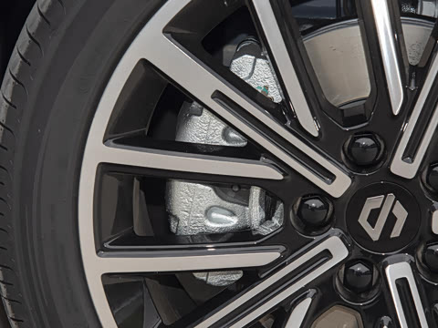 2025�� 550������