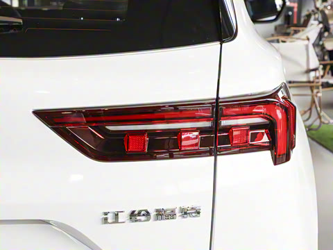 2025�� EcoBoost 170 �Ķ���