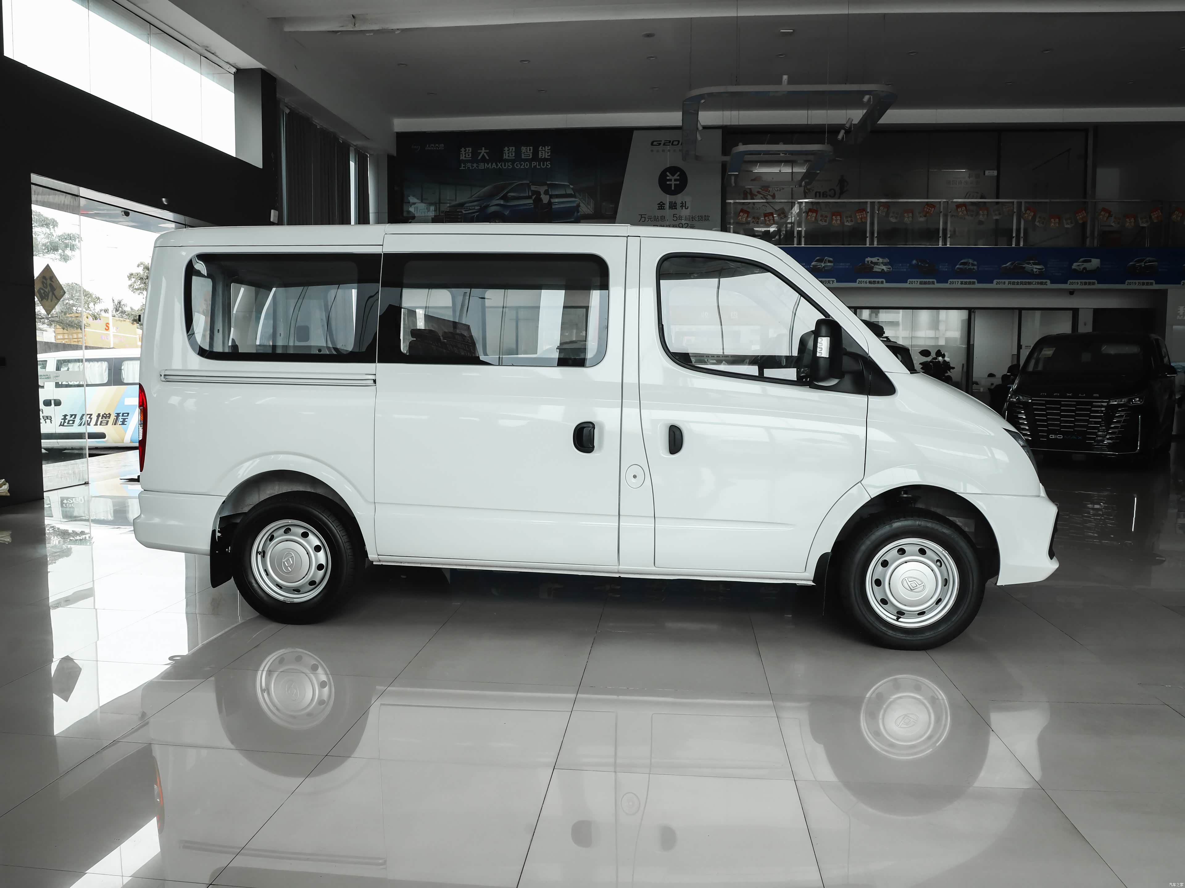 Maxus V80, миниатюра 8
