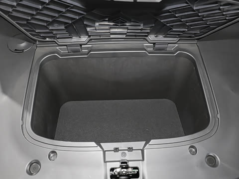 2025�� 825 Max��