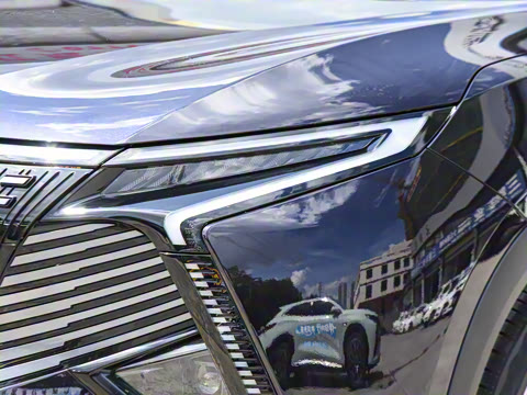 2026�� ����iHD 201km �ƺ��� 7��