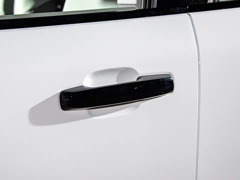 2025�� Ԫ�����а�