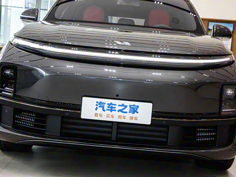 2025�� Ultra ���ܻ��°�