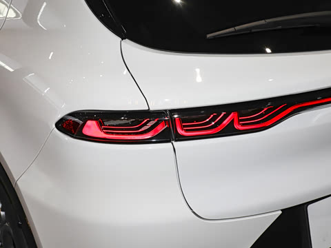 2024�� 2.0T 268HP AWD Veloce������