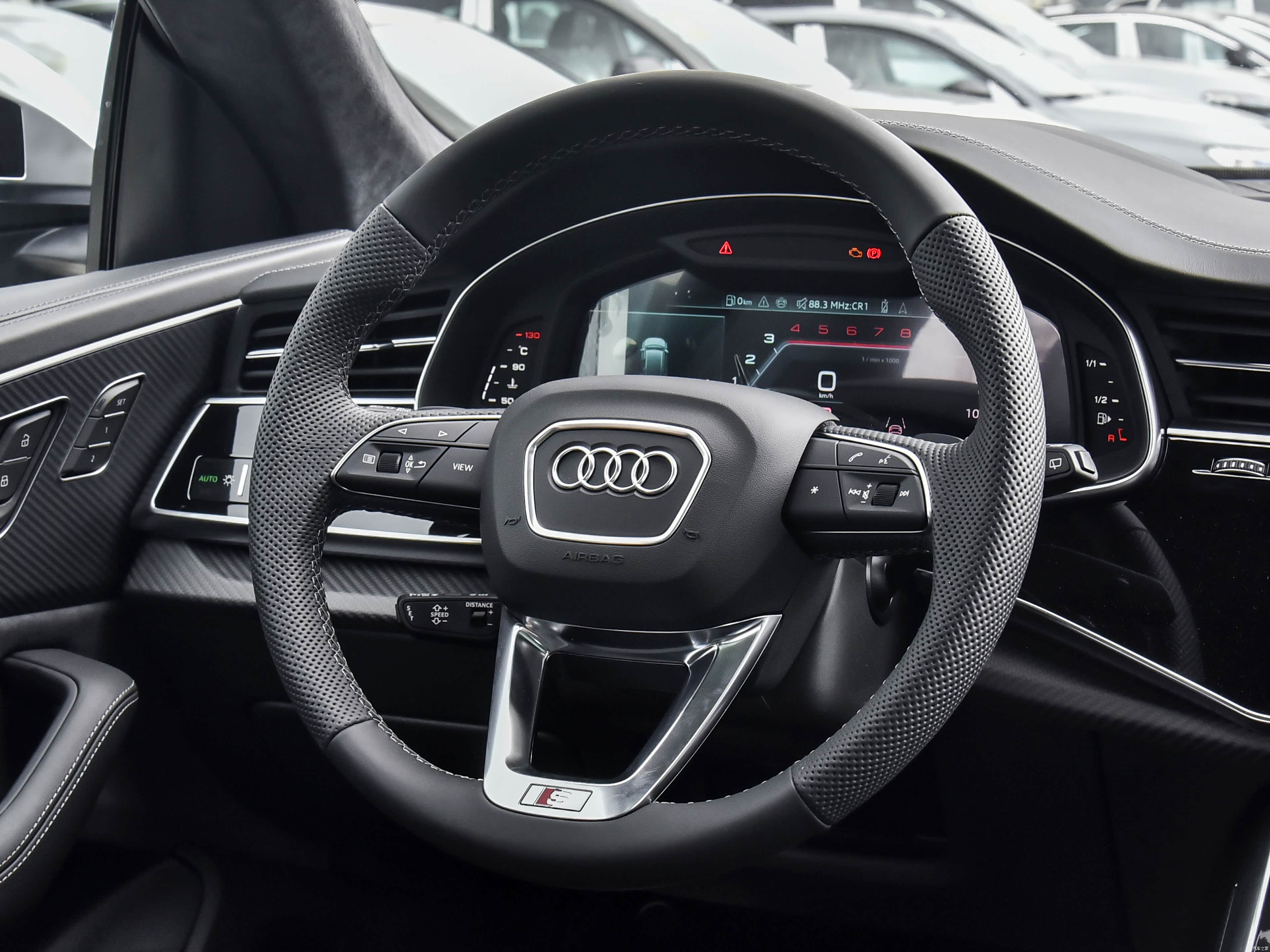 Audi SQ8, миниатюра 19