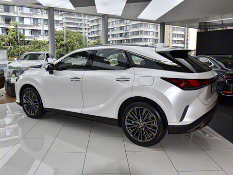 2026�� 350h ����������