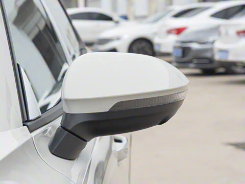 2026�� ���L 300TSI ����