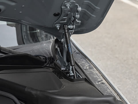 2026�� M240i xDrive