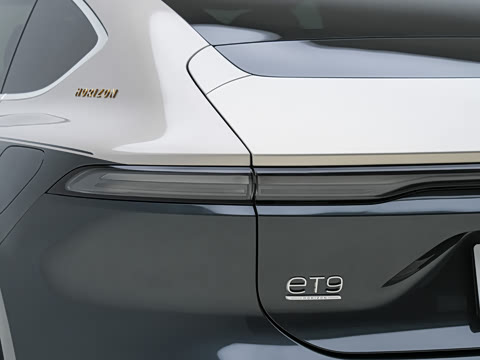 2025�� 102kWh ��ƽ���ر��